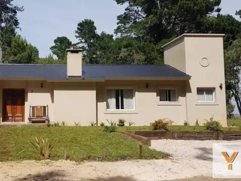 Casa en venta - 3 Dormitorios 3 Baños - 1.000Mts2 - Pinamar