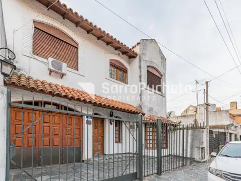 Casa en Venta con 1 cochera