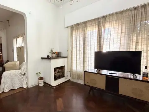 CASA 6 AMB A REFACCIONAR C/PARQUE-PILETA ACASSUSO