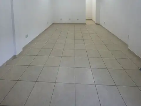 Local en Alquiler en Muñiz, $ 650.000