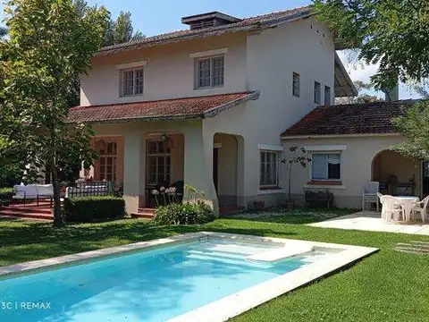 Alquiler casa B°Cdo La Escondida, Bella Vista