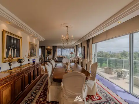Departamento en Venta con 3 cocheras