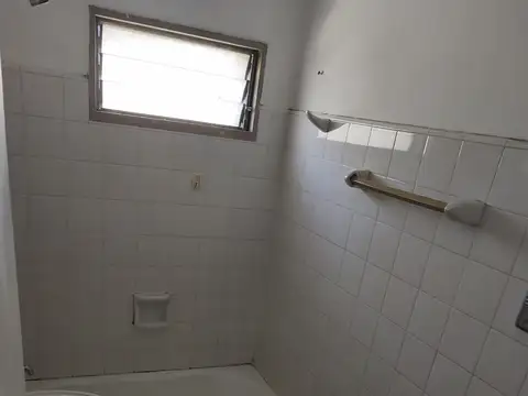 GENERAL PAZ 100, Piso 2