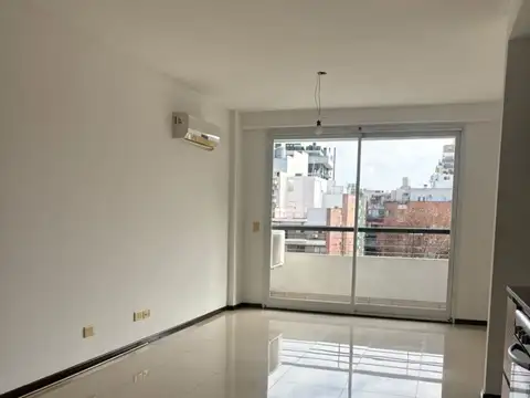 Riglos 700, Piso 6