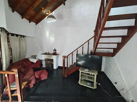 Casa en Venta en Isidro Casanova, USD 96.000