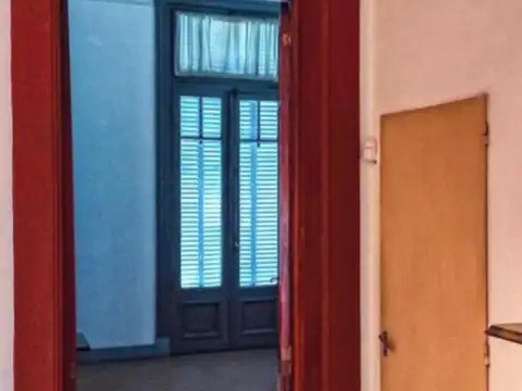 Casa en Alquiler en Monserrat, USD 3.900