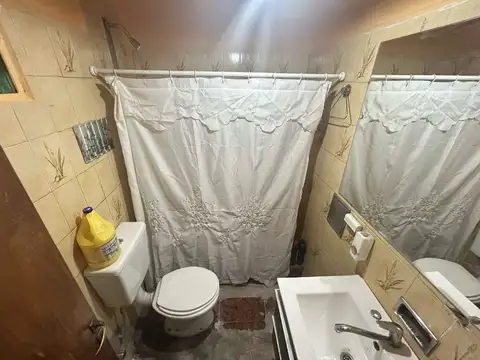 Casa de 3 ambientes en Quilmes Oeste!