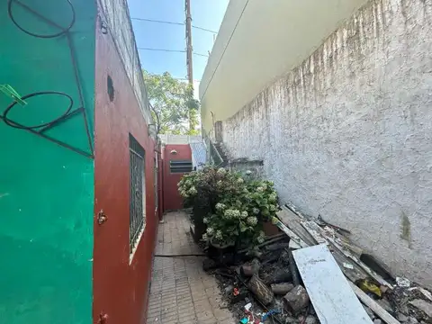 Casa de 3 ambientes en Quilmes Oeste!