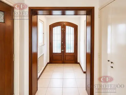 Casa en Alquiler de 3 dormitorios