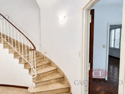 Casa en Alquiler en Olivos Vias/Maipu, USD 3.500