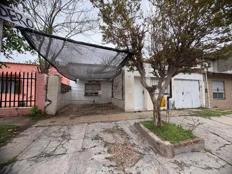 CASA EN VENTA EN ZARATE