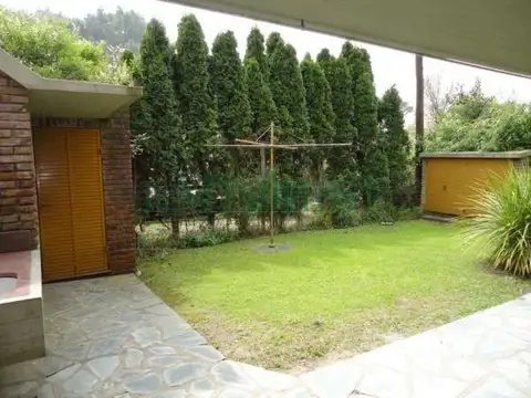 Casa en Alquiler Temporal con 1 cochera