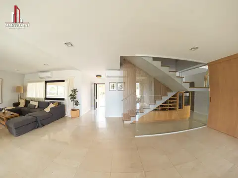 Casa en Venta al Oeste