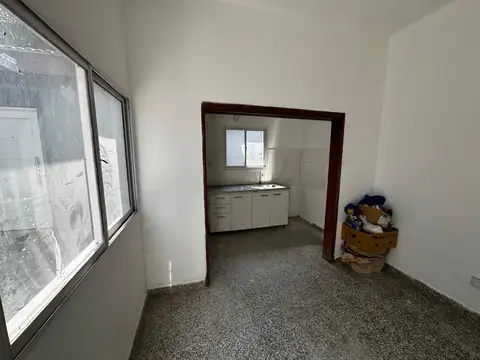 Depto Tipo Casa en Alquiler de 1 dormitorio