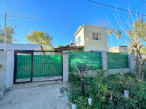 Casa 4 Ambientes En Venta - La Reja, Moreno