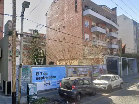 Lote en venta adrogue centro