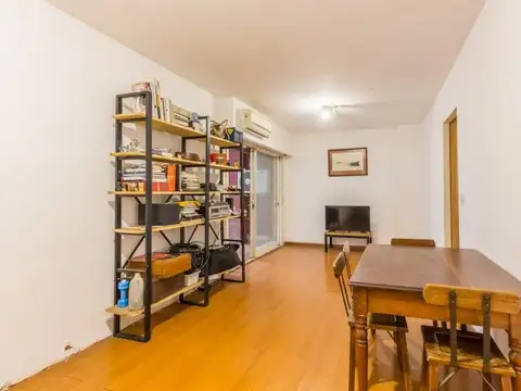 Departamento ·  Venta · 3 Ambientes · Buena Ubicación, A Refaccionar ·  Cañitas