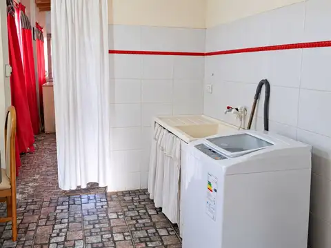 CASA EN VENTA 3 AMBIENTES GLEW