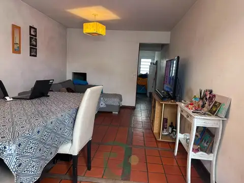 Depto Tipo Casa en Venta en Castelar Norte, USD 85.000