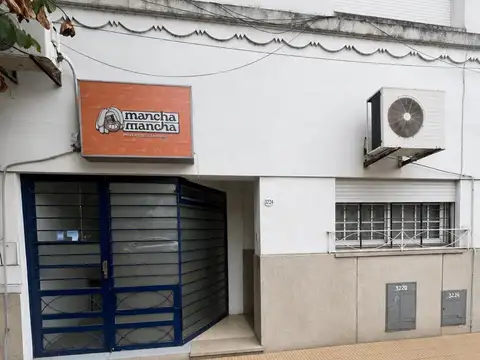PH CON LOCAL COMERCIAL EXCELENTE UBICACION