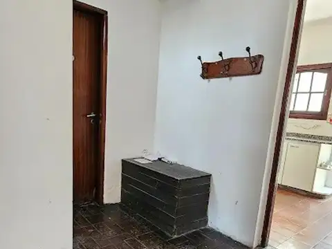 Casa en Venta en Castelar, USD 175.000