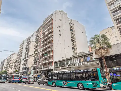 Santa Fe al 1200 - Piso 12