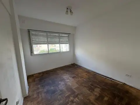 Av Martin Garcia 500, Piso 6°