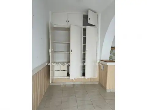 Depto Tipo Casa en Venta con 1 cocheras