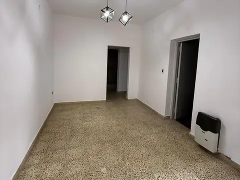 Depto Tipo Casa en Alquiler de 2 dormitorios