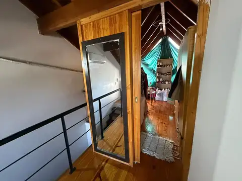 Depto Tipo Casa en Alquiler con 1 cocheras