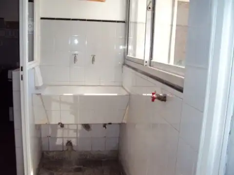 Departamento en Alquiler en Villa Luro, $ 450.000