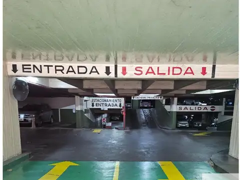 Cochera en venta - 12Mts2 - Retiro