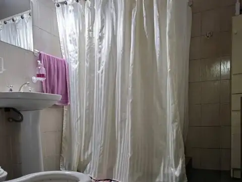 Italia.  Belén de Escobar, Provincia de Buenos Aires, 900