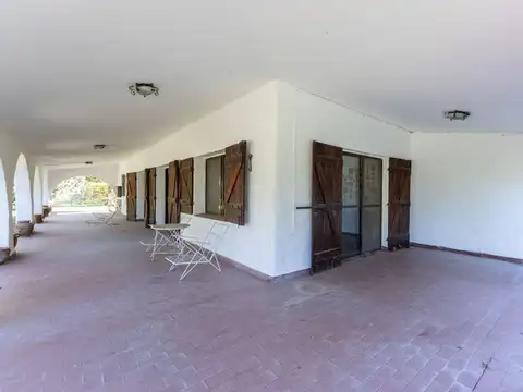 Venta Casa con gran terreno Ruta 1 Km 7