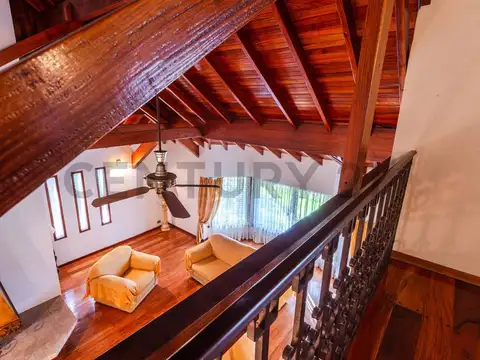 Casa 4 ambientes con 4 baños