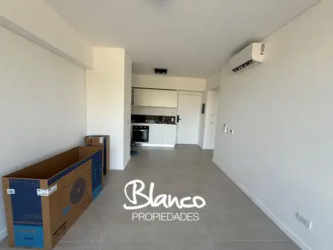 Departamento en Alquiler en Luciernagas Pilar, USD 650