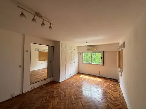 VENTA MONOAMBIENTE CON COCINA INDEPENDIENTE EN PALERMO! PISO 6 AL FRENTE, LUMINOSO!