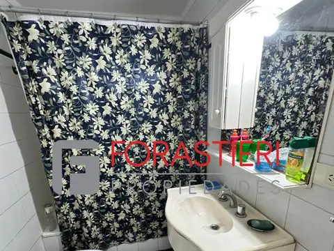 Depto Tipo Casa en Venta con 1 cocheras