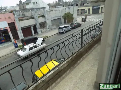 Del Barco Centenera 2100, Piso 1