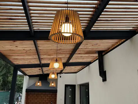 Casa en Venta en Club Miralagos, USD 230.000