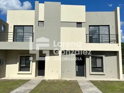 Venta Duplex Casa A Estrenar 4 Amb en Spring Park.