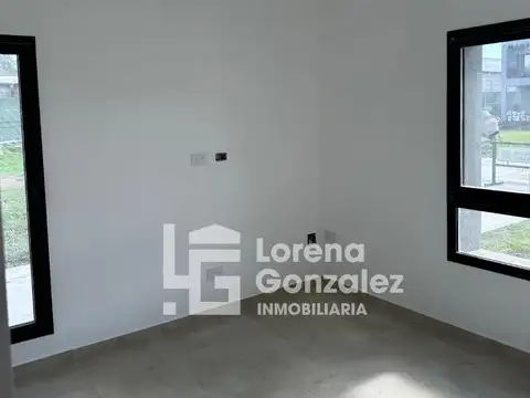 Venta Duplex Casa A Estrenar 4 Amb en Spring Park.
