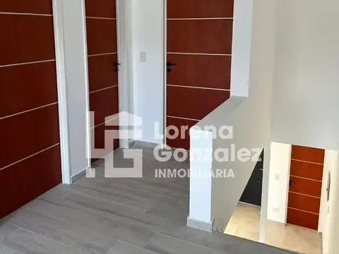 Venta Duplex Casa A Estrenar 4 Amb en Spring Park.