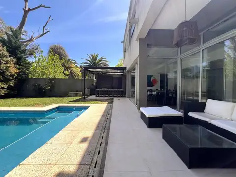 Casa en Venta de 5 dormitorios