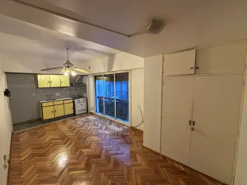 MONOAMBIENTE EXCELENTE UBICACION