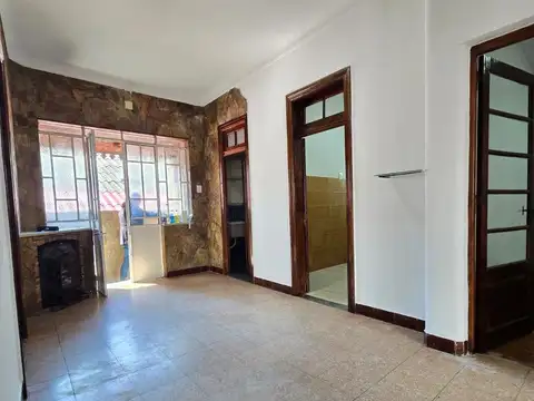 Eva Peron  al 7800 - PA