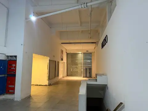 Local en Alquiler en Recoleta, $ 4.900.000