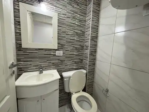 Departamento en Alquiler en Lomas del Mirador, $ 550.000