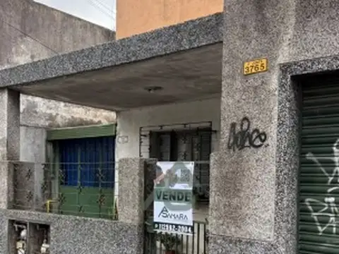 Casa 3 ambientes con 1 baño