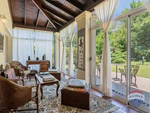 Casa 4 ambientes con 3 baños